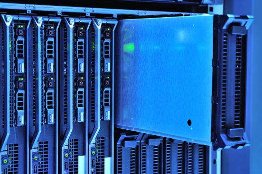 Virtualization ด้วย VMware/Proxmox – 8 กรกฎาคม 2569